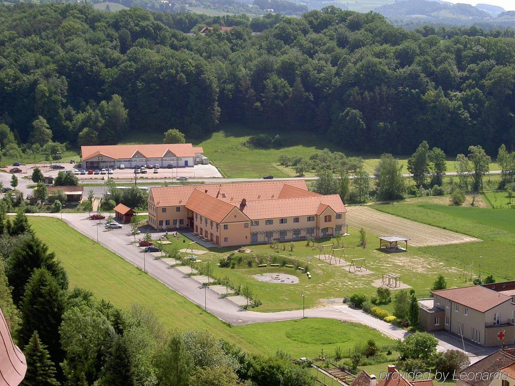 Jufa Hotel Poellau - Bio Landerlebnis Exterior foto